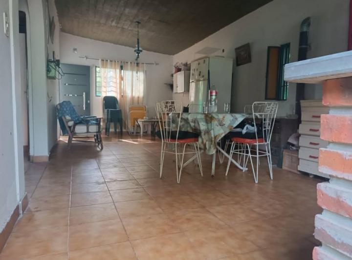 CASA EN ALQUILER, 3 AMBIENTES. LA REJA. 4