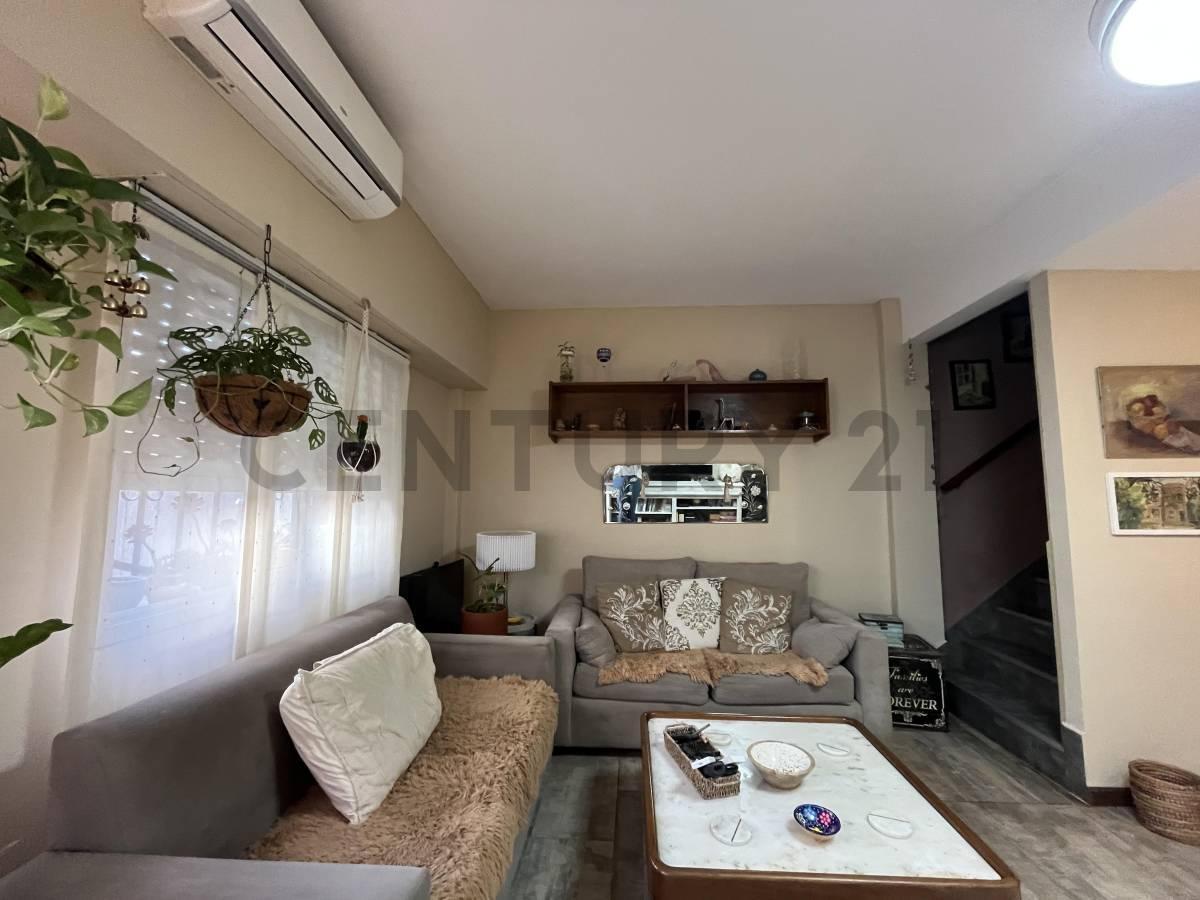 VENTA PH EN RAMOS MEJIA 4 AMBIENTES IMPECABLE
