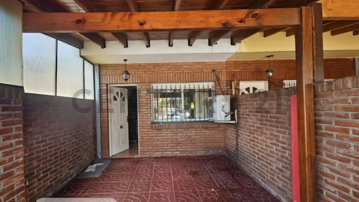VENTA DUPLEX 3 AMBIENTES Y BAULERA - COCHERA TECHADA - SAN JUSTO - ISIDRO CASANOVA 2