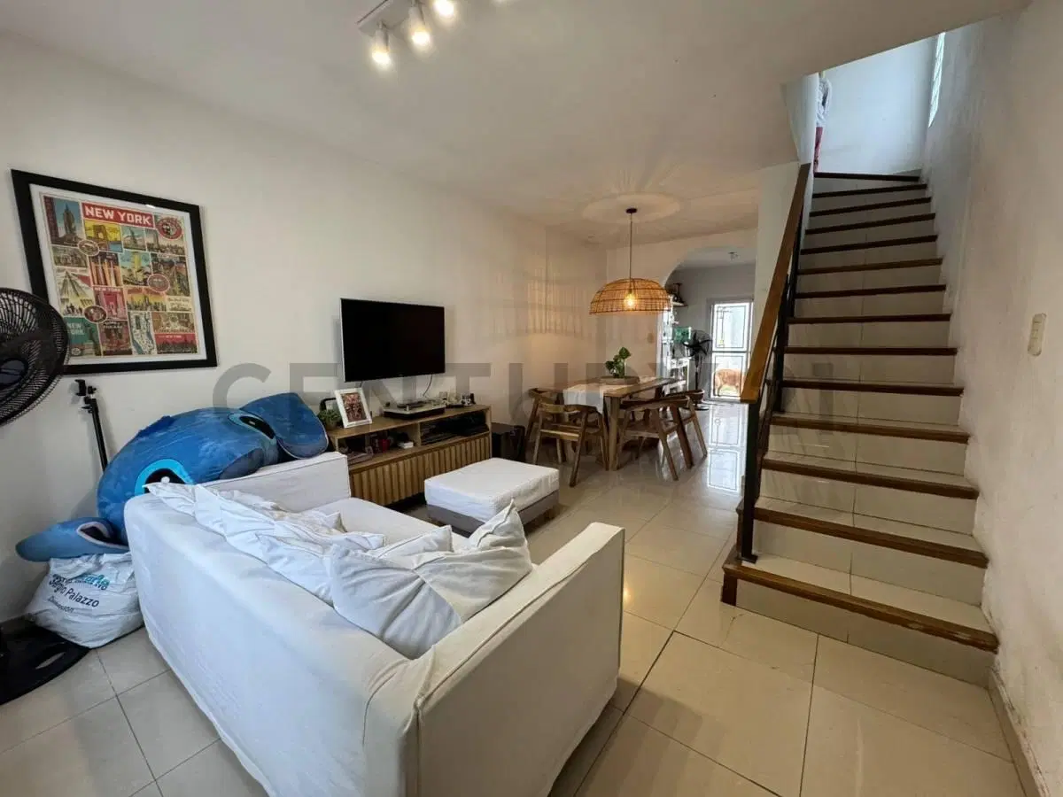 Venta dúplex 3 amb con patio y parrilla en Ituzaingó 3