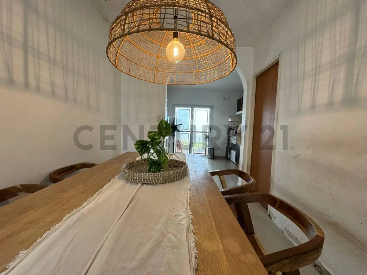 Venta dúplex 3 amb con patio y parrilla en Ituzaingó 4