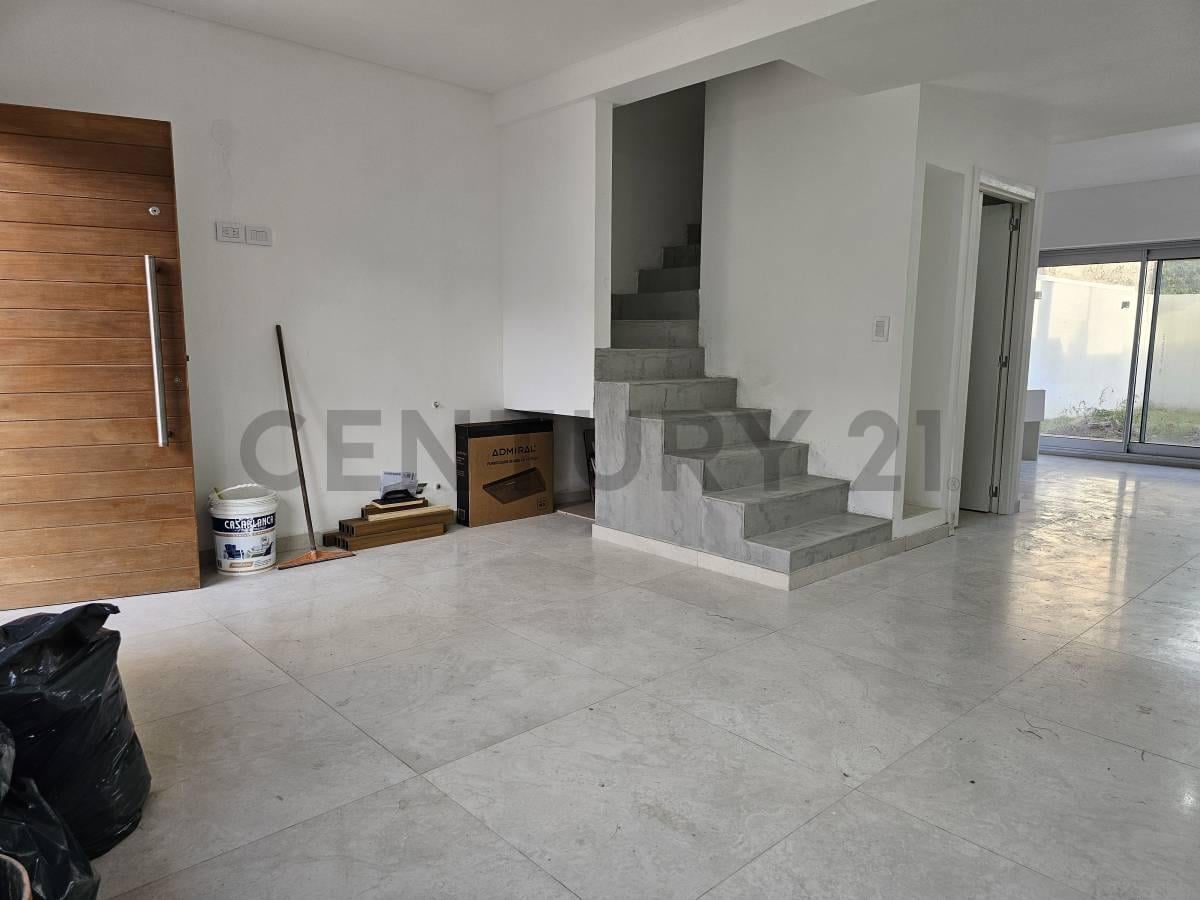 VENTA Duplex 3 ambientes - A ESTRENAR en Castelar