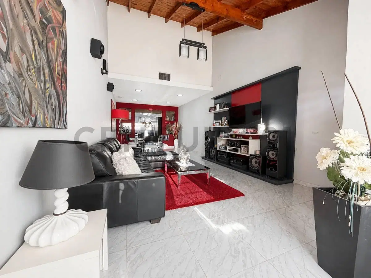 CASA EN VENTA 5 AMBIENTES ITUZAINGÓ NORTE APTO CRÉDITO 5