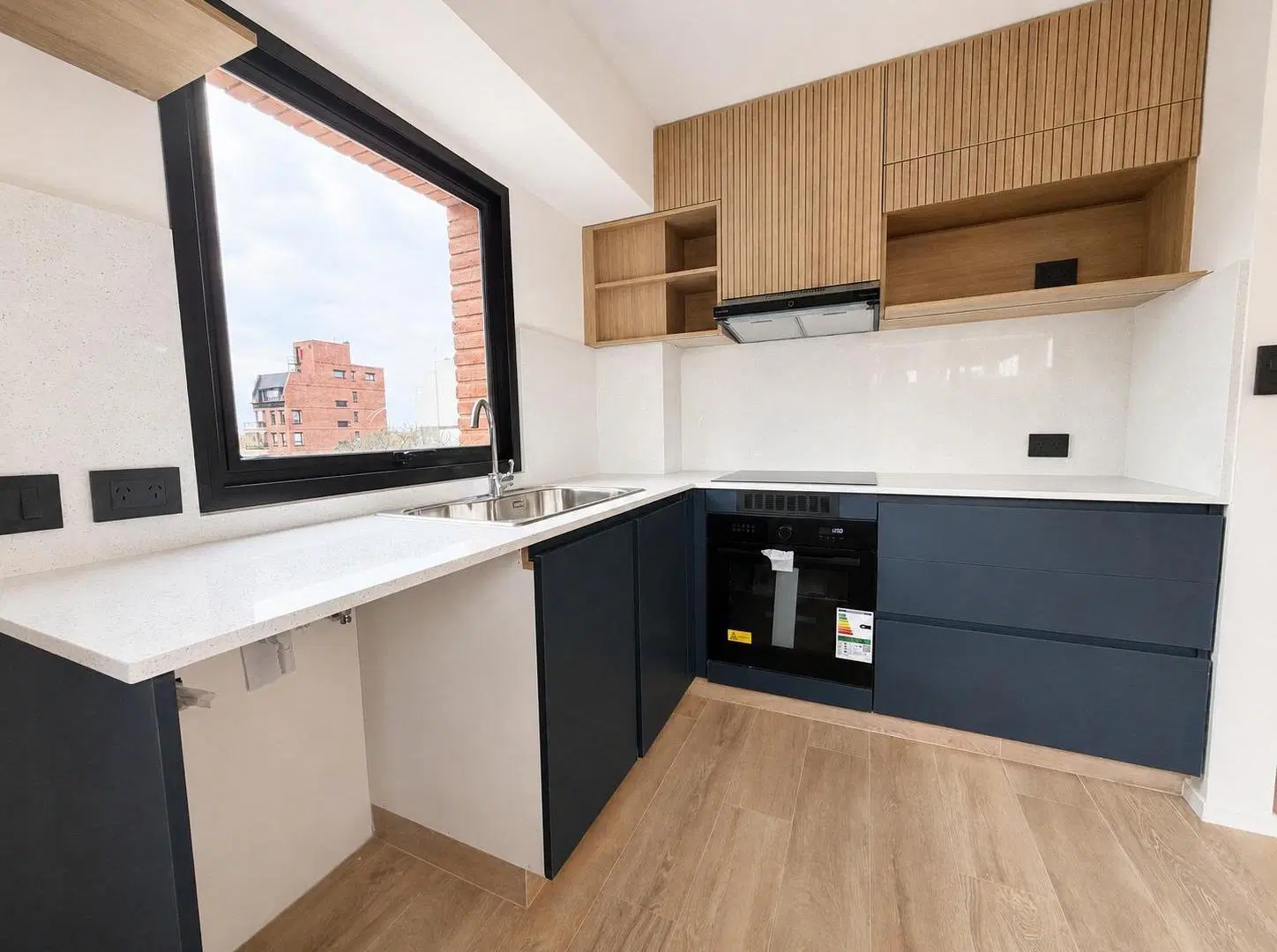 VENTA DEPTO 2 AMBIENTES Y 1/2 A ESTRENAR EN ITUZAINGÓ 3