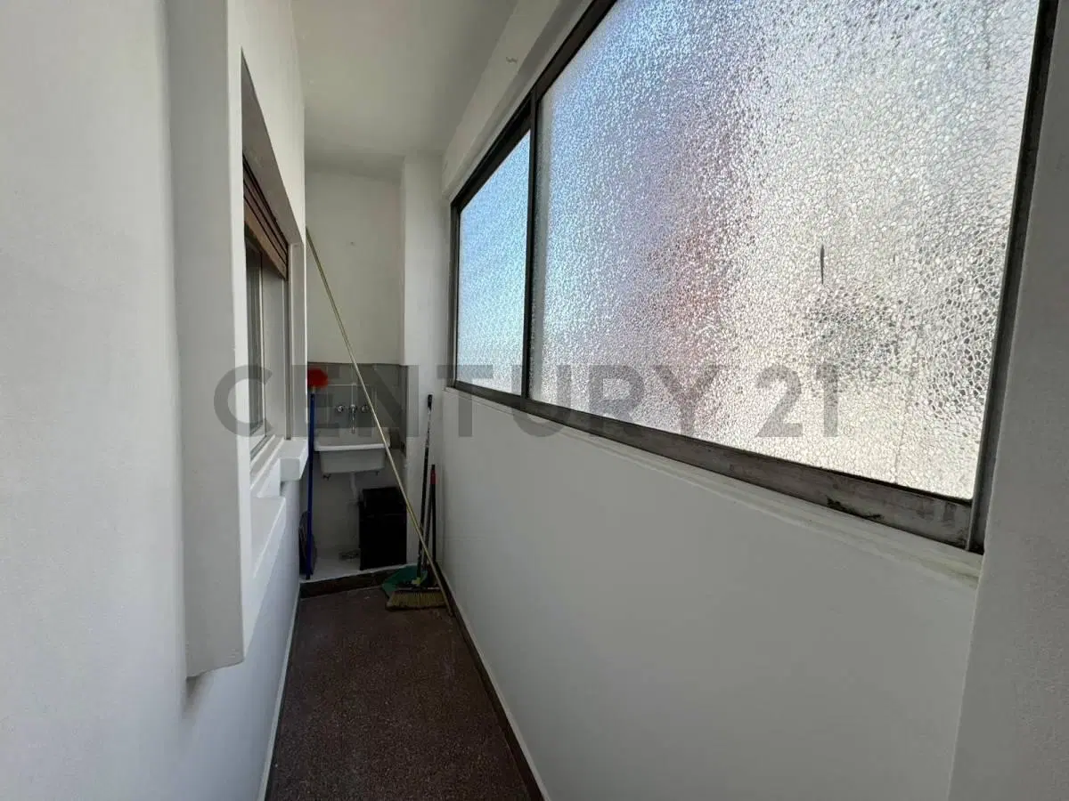 Venta depto 4 amb con balcon y cochera Moron APTO CREDITO 2