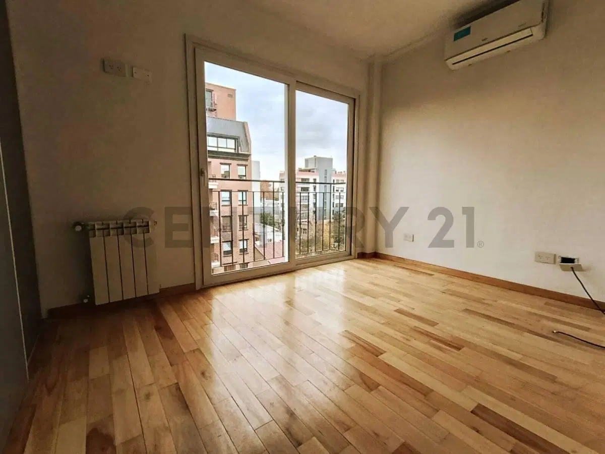 Venta Departamento 3 ambientes Ituzaingo centro 4