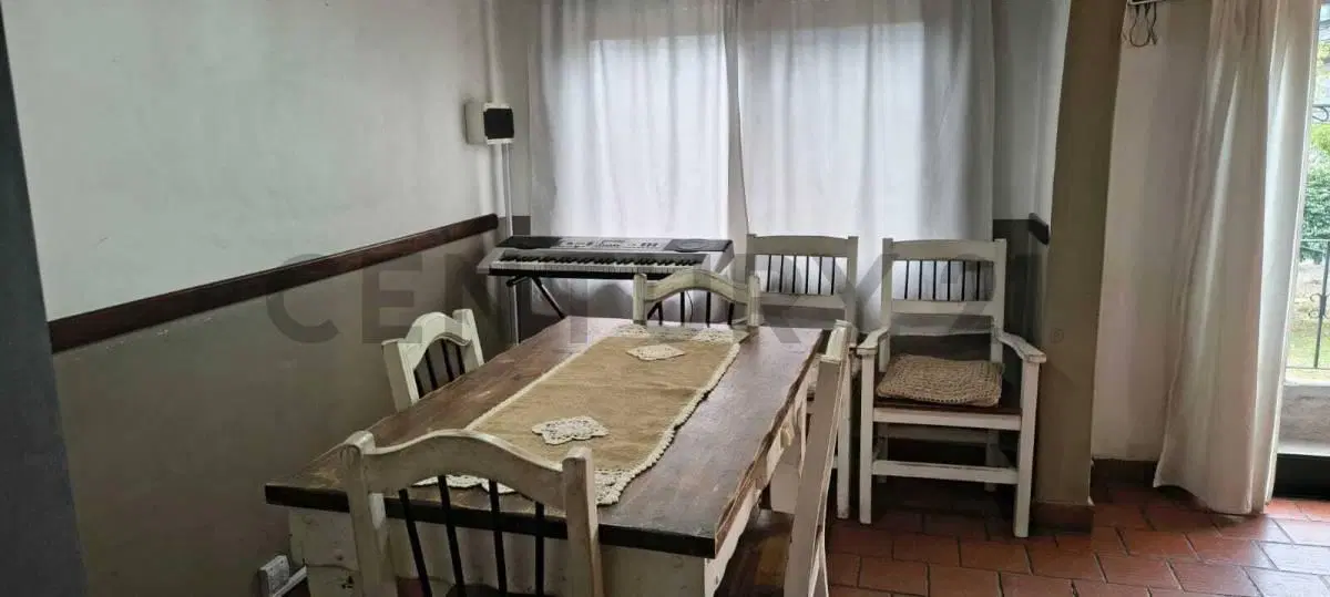Casa 4 Ambientes Ituzaingó Norte Excelente Ubicación. 2