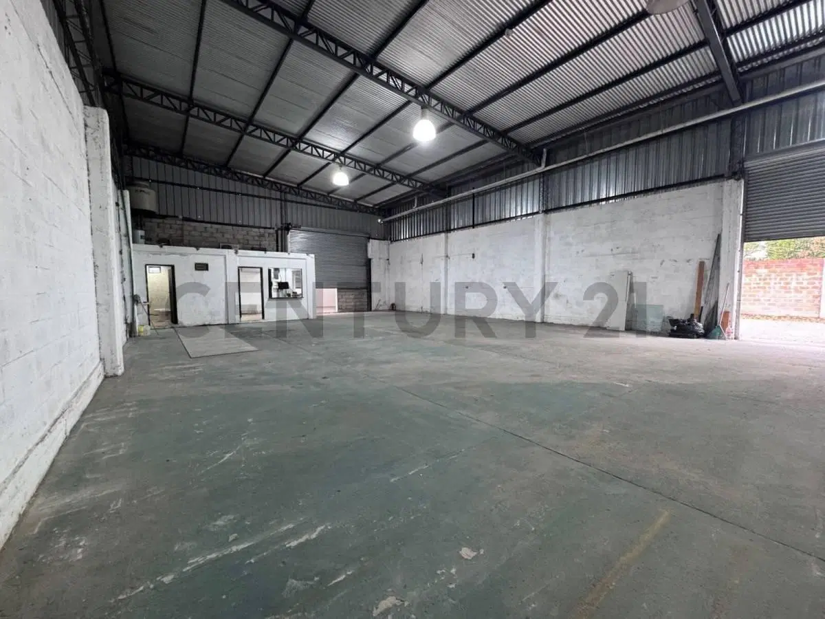 GALPÓN INDUSTRIAL EN ALQUILER / VENTA – MERLO 3