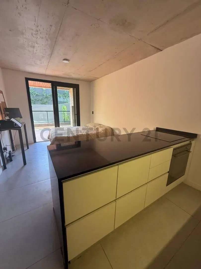 VENTA DEPARTAMENTO MONOAMBIENTE EN PARQUE LELOIR 4