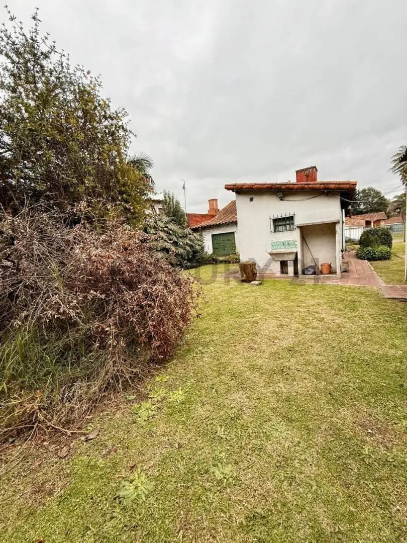 VENTA LOTE AMPLIO PARA EMPRENDIMIENTO COMPLEJO DUPLEX, ITUZAINGO NORTE 4