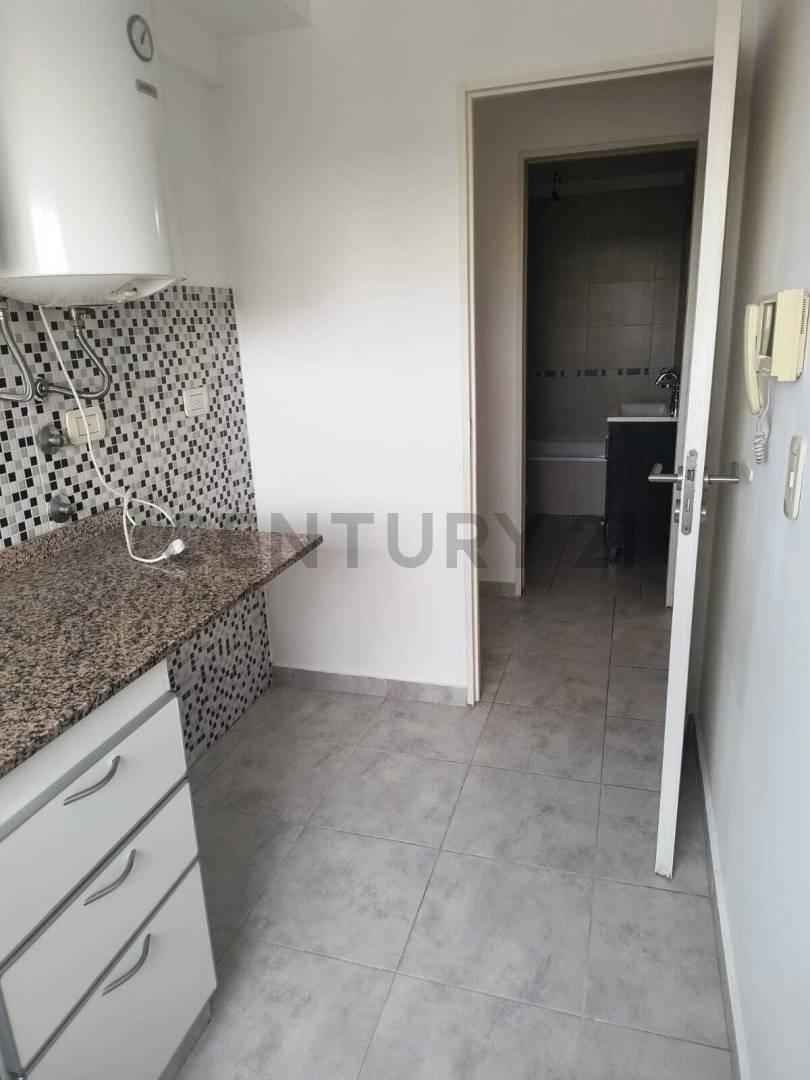 Foto de Monoambiente en alquiler en Haedo – Cocina separada, imagen 4
