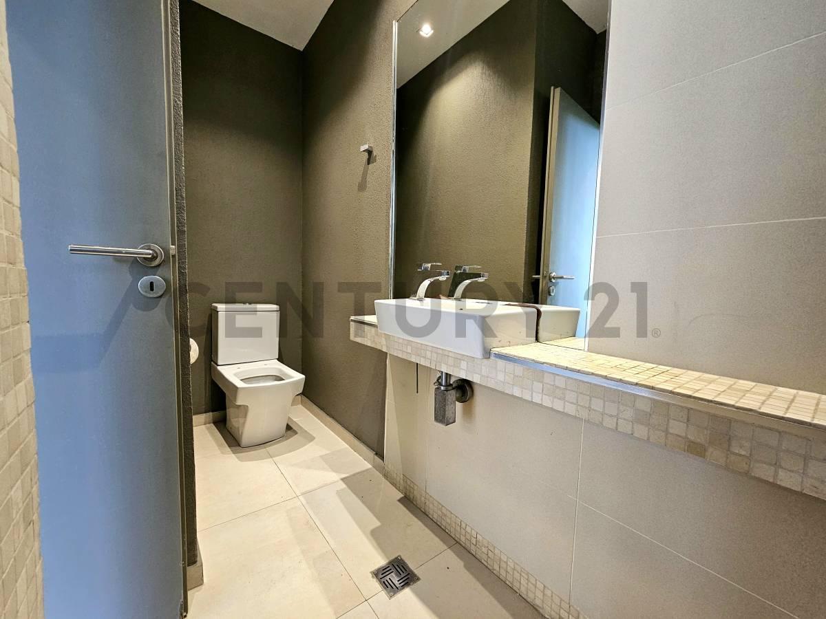 Foto de Casa 5 ambientes con parque y pileta- Ituzaingo Norte, imagen 5