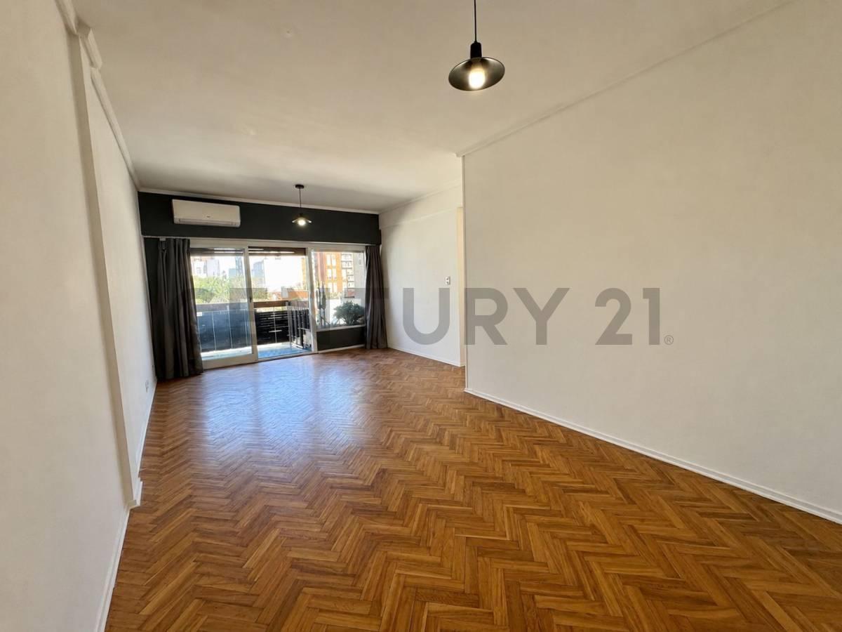 Foto de Venta depto 4 amb con balcon y cochera Moron APTO CREDITO, imagen 1
