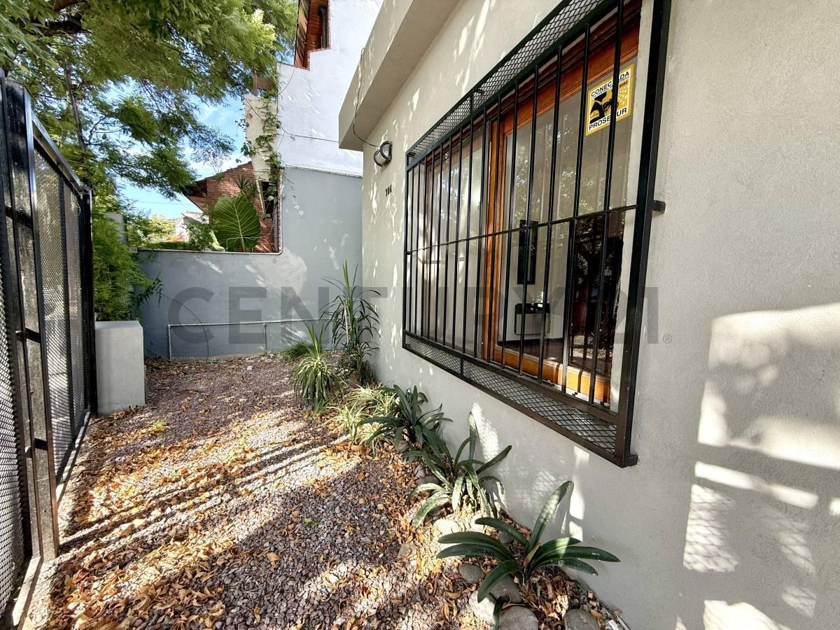 Foto de VENTA PH CUATRO AMBIENTES, EN ITUZAINGO, CON PATIO, imagen 1