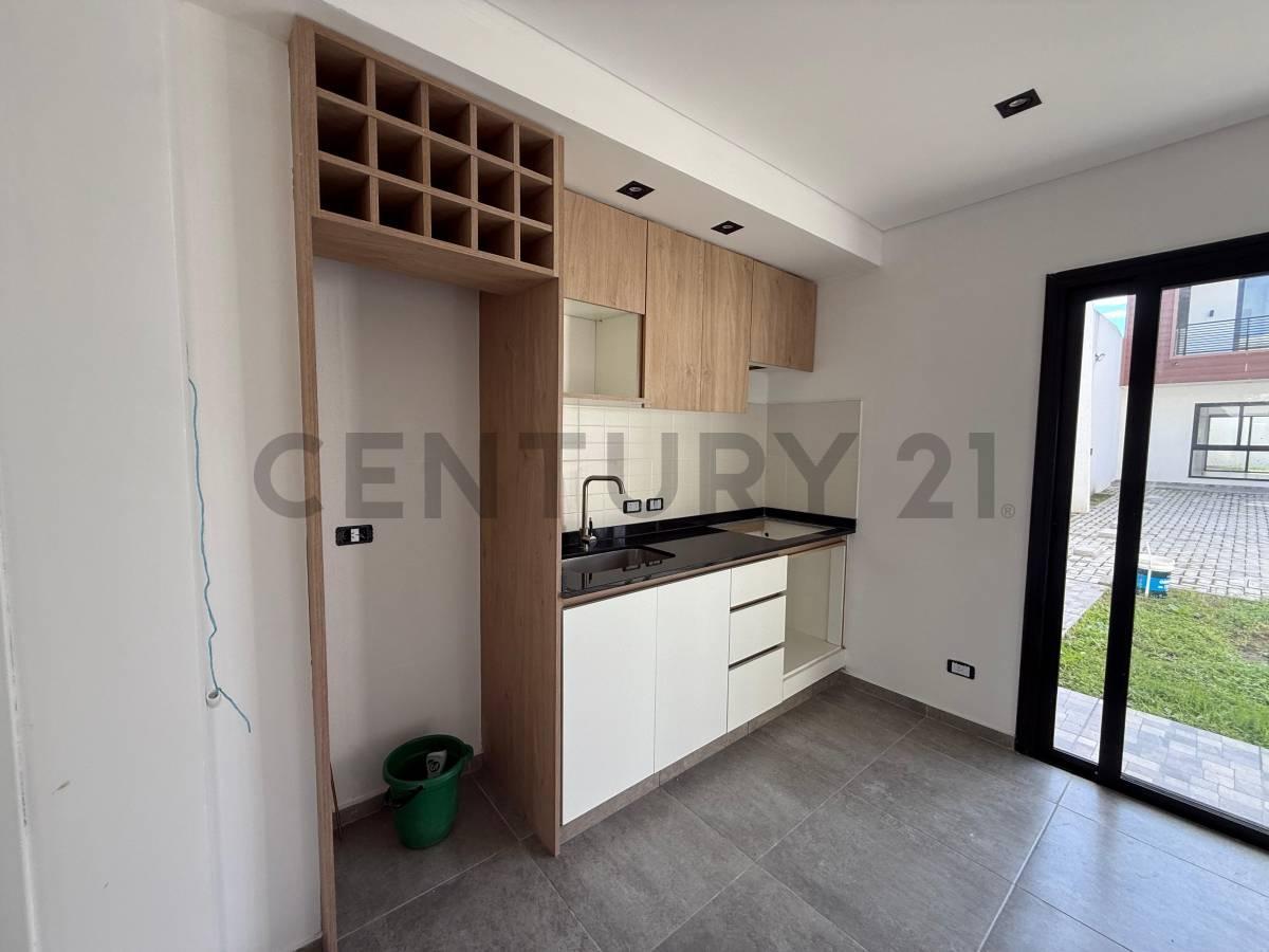 Foto de Venta PH 4 Ambientes cochera en complejo cerrado, Ituzaingo, imagen 4