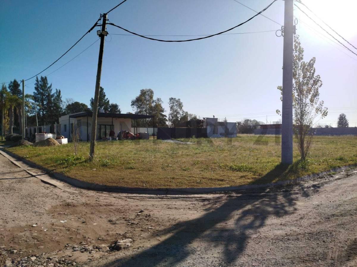 Foto de VENTA DE LOTE EN ESQUINA, FRANCISCO ALVAREZ, imagen 3