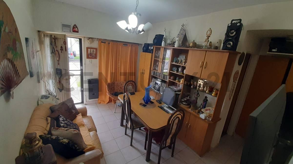 Foto de VENTA PH 2 AMBIENTES EN VILLA LUZURIAGA, imagen 1