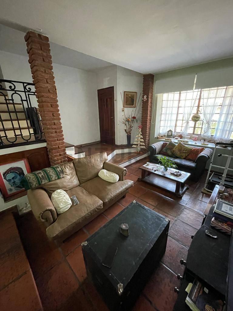 Foto de VENTA CASA 4 AMBIENTES - PADUA CENTRO - CON PARQUE Y PILETA, imagen 4