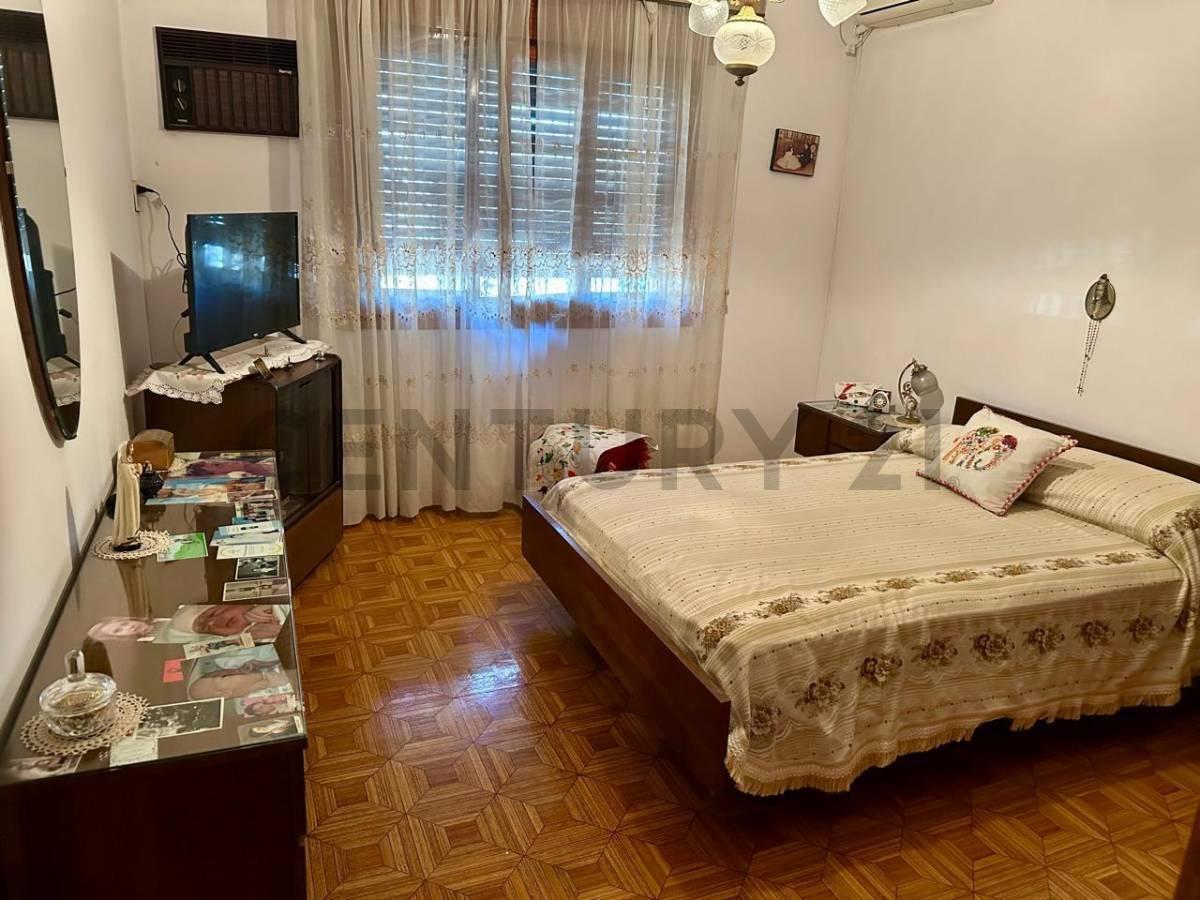 Foto de VENTA CASA 4 AMB, APTA CRÉDITO, MORON, imagen 2
