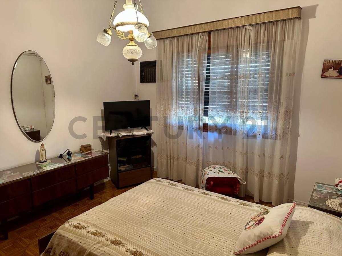 Foto de VENTA CASA 4 AMB, APTA CRÉDITO, MORON, imagen 4