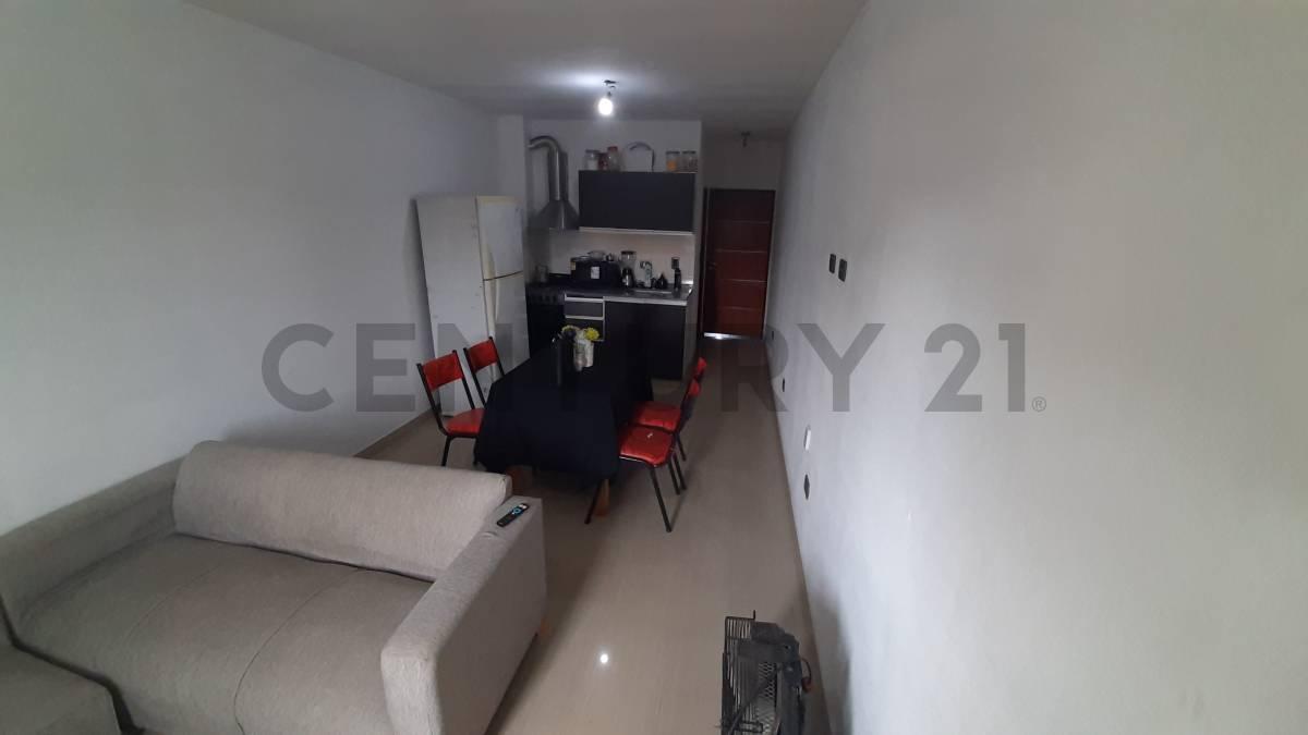 Foto de VENTA DEPARTAMENTO 2 AMBIENTES AL FRENTE EN SAN JUSTO - APTO CREDITO, imagen 2
