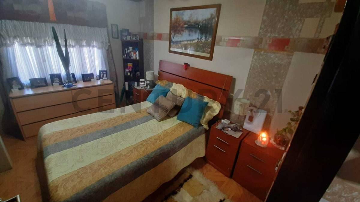Foto de VENTA - TRIPLEX 4 AMBIENTES CON COCHERA CUBIERTA - SAN JUSTO, imagen 5