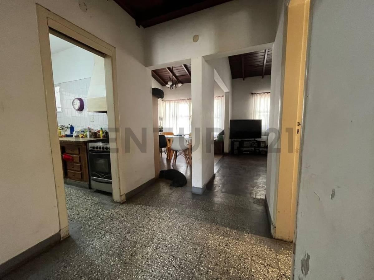 Foto de VENTA CASA 3 AMBIENTES, PLANTA BAJA, APTA CRÉDITO, CASTELAR, imagen 5