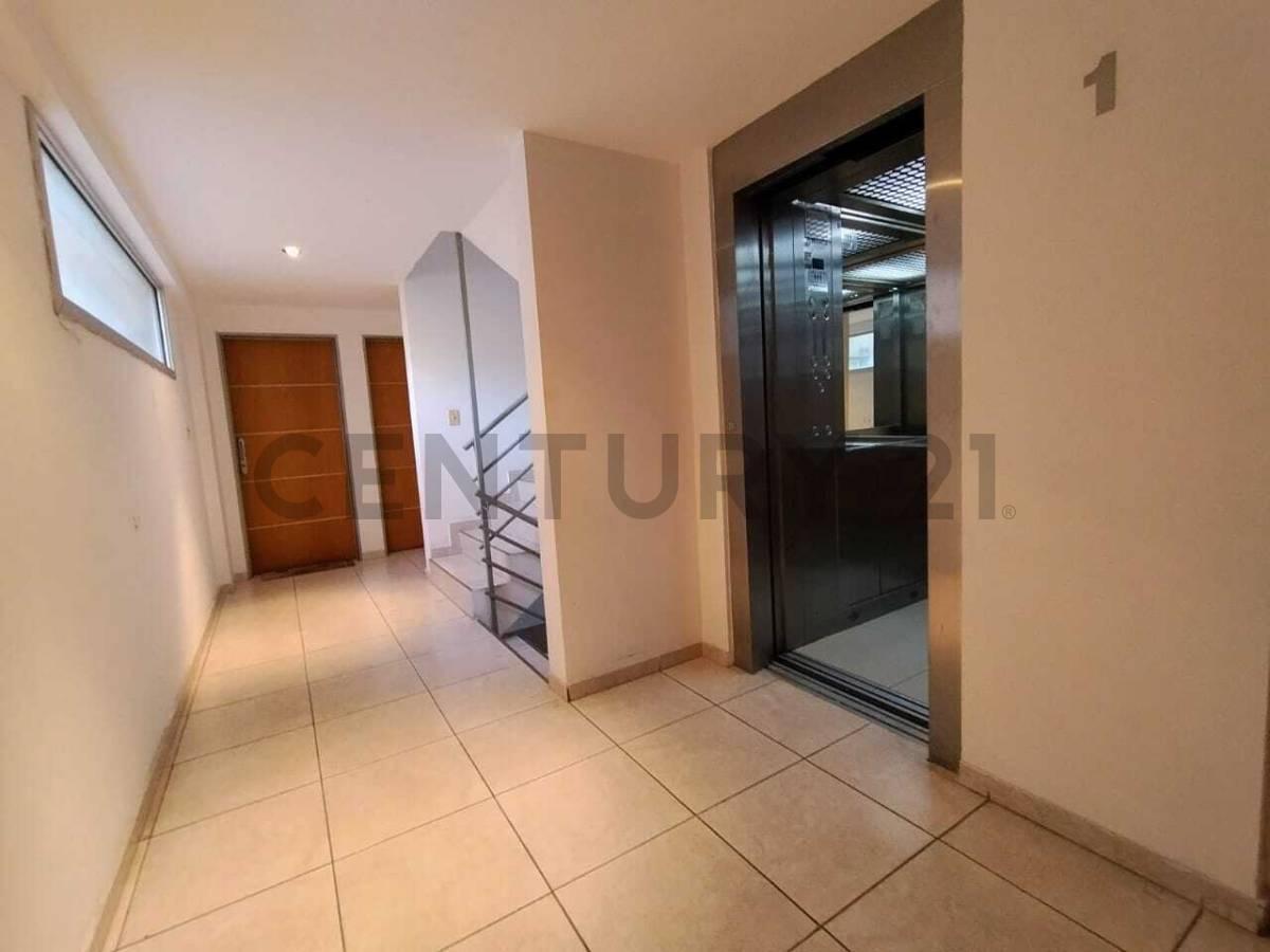 Foto de VENTA DEPARTAMENTO en MORON - 2 AMBIENTES con COCHERA CUBIERTA, imagen 3