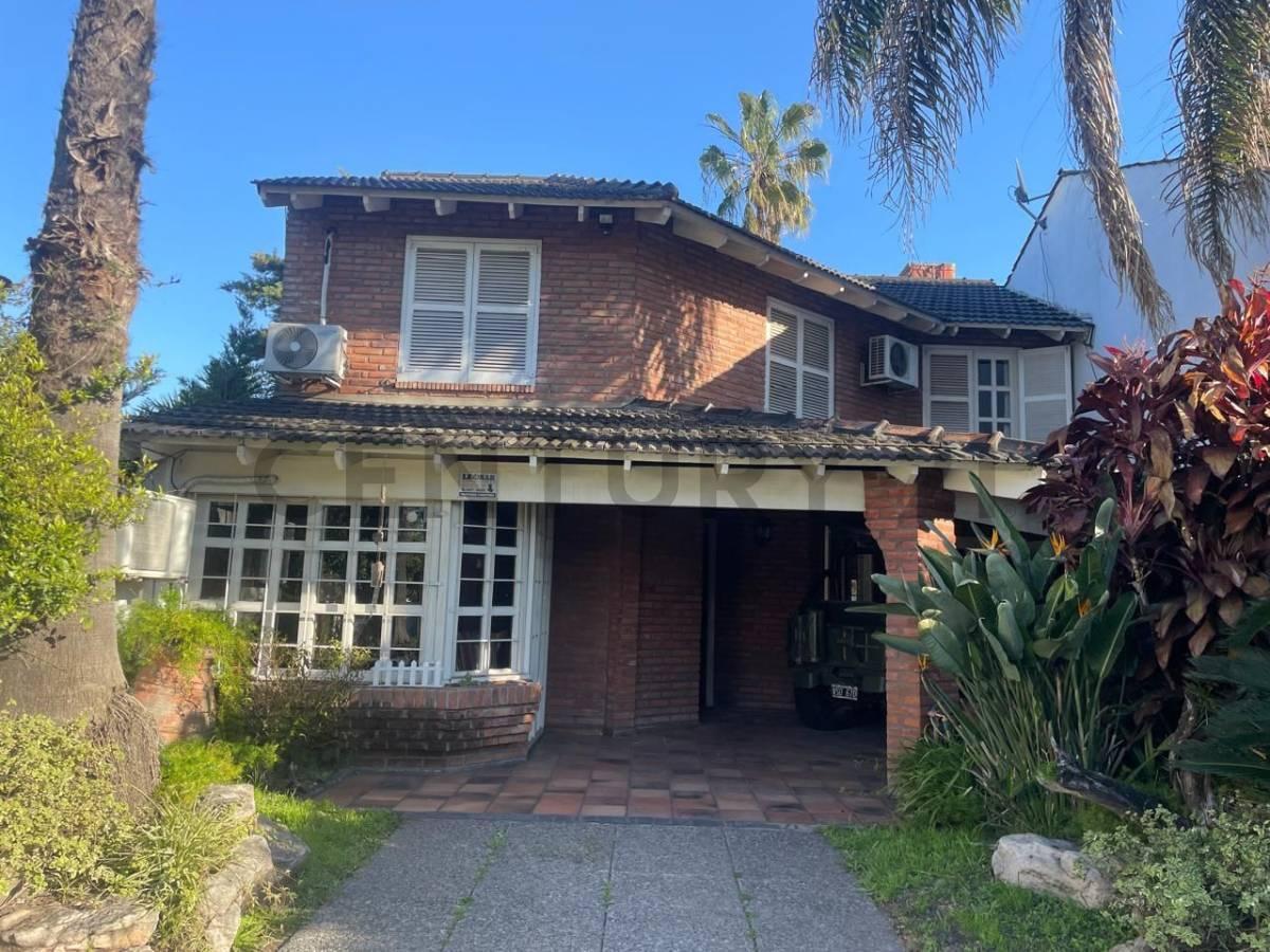Foto de Venta de Casa 4 AMBIENTES en Ituzaingo, Ituzaingó, imagen 1