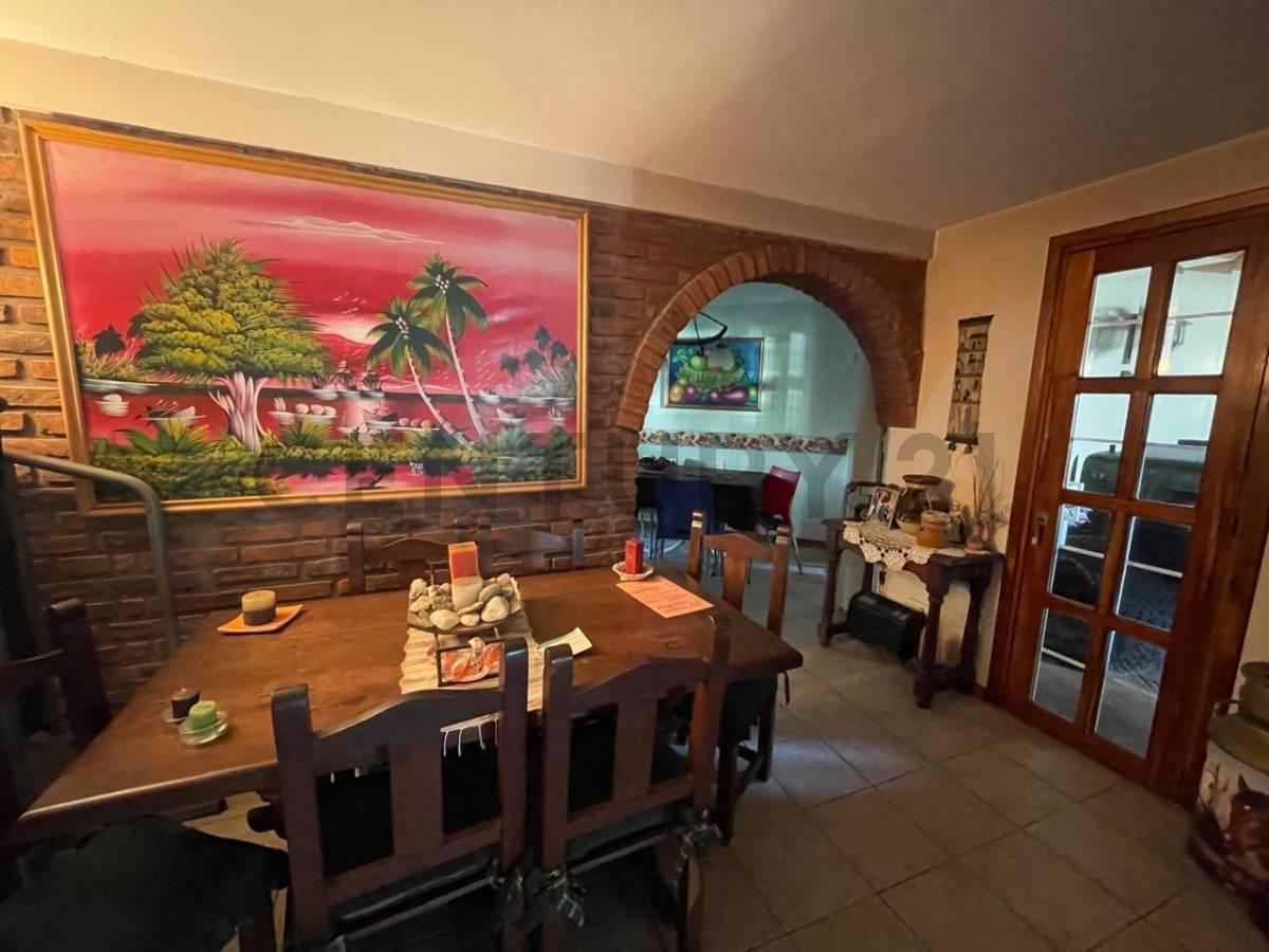 Foto de Venta de Casa 4 AMBIENTES en Ituzaingo, Ituzaingó, imagen 2