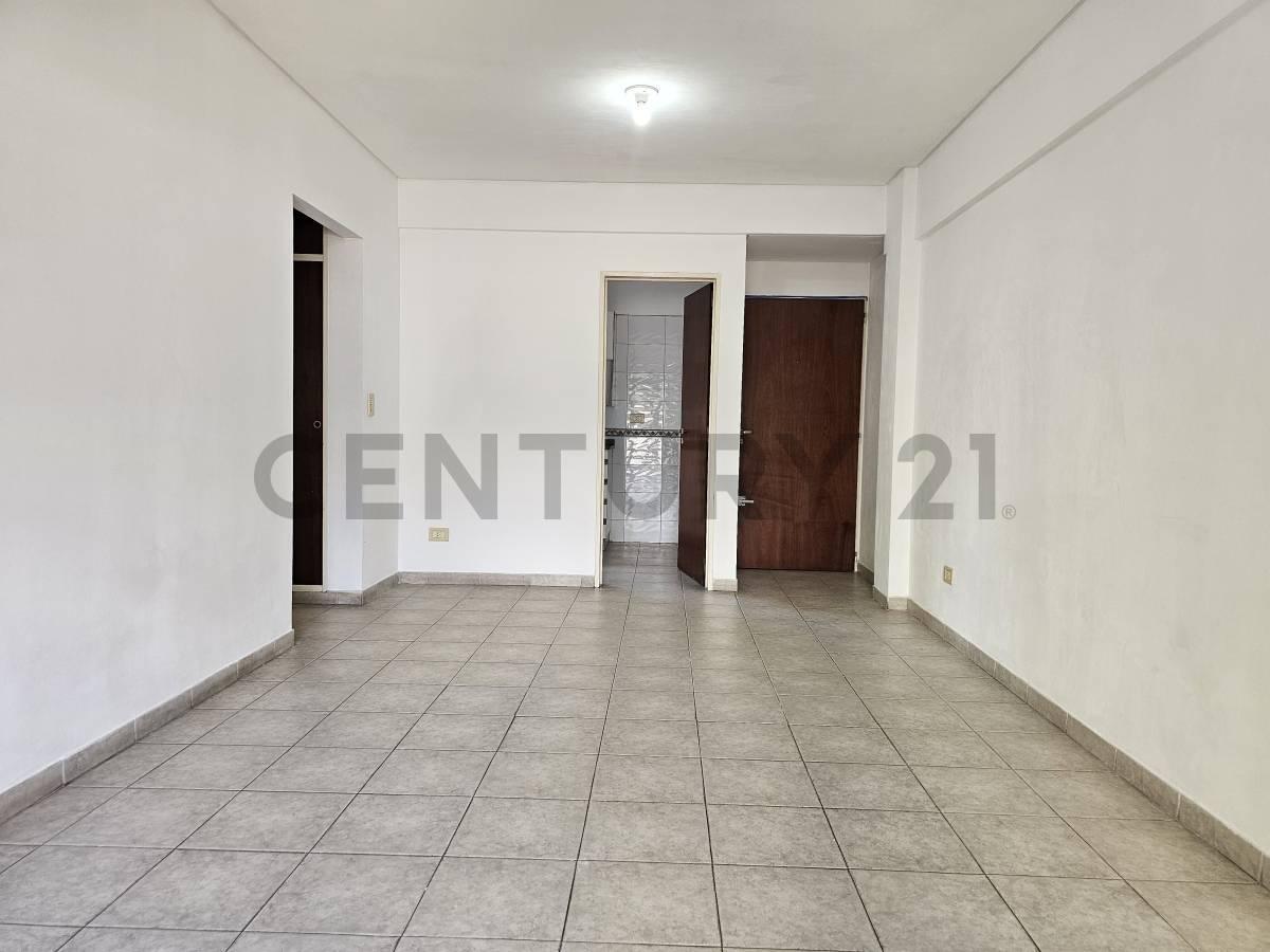 Foto de Venta Departamento 2 ambientes al FRENTE con cocina separada y COCHERA, imagen 4