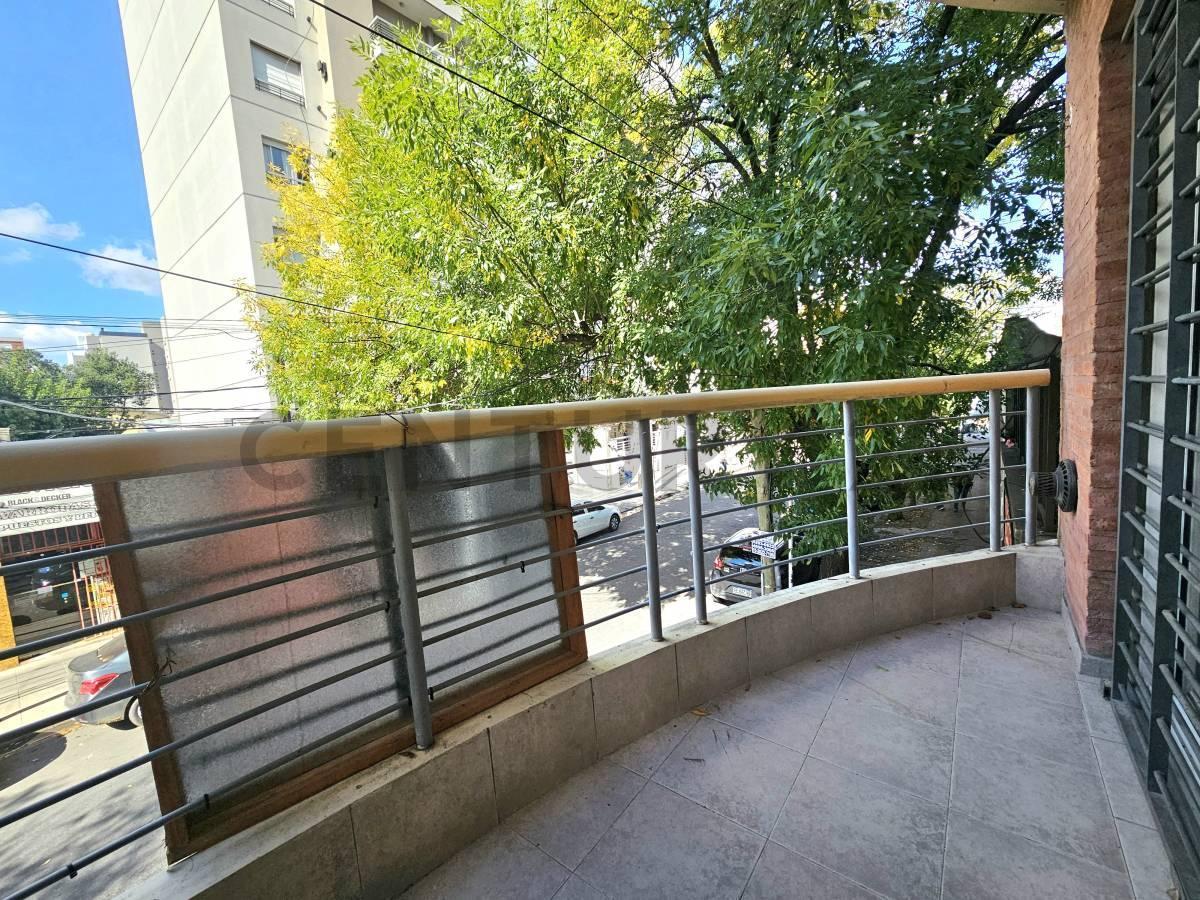 Foto de Venta Departamento 2 ambientes al FRENTE con cocina separada y COCHERA, imagen 5