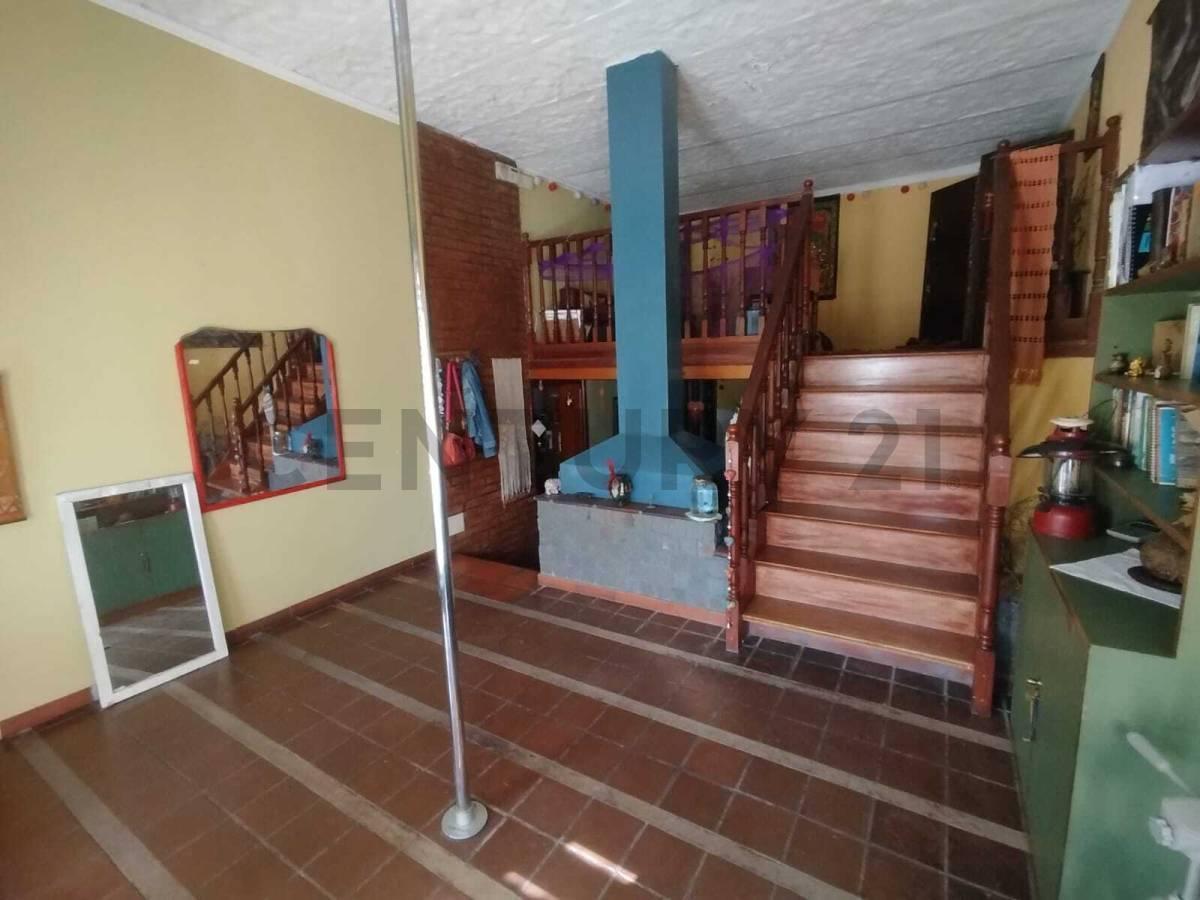 Foto de VENTA Casa 5 ambientes en Haedo Norte! (Apto Profesional), imagen 4