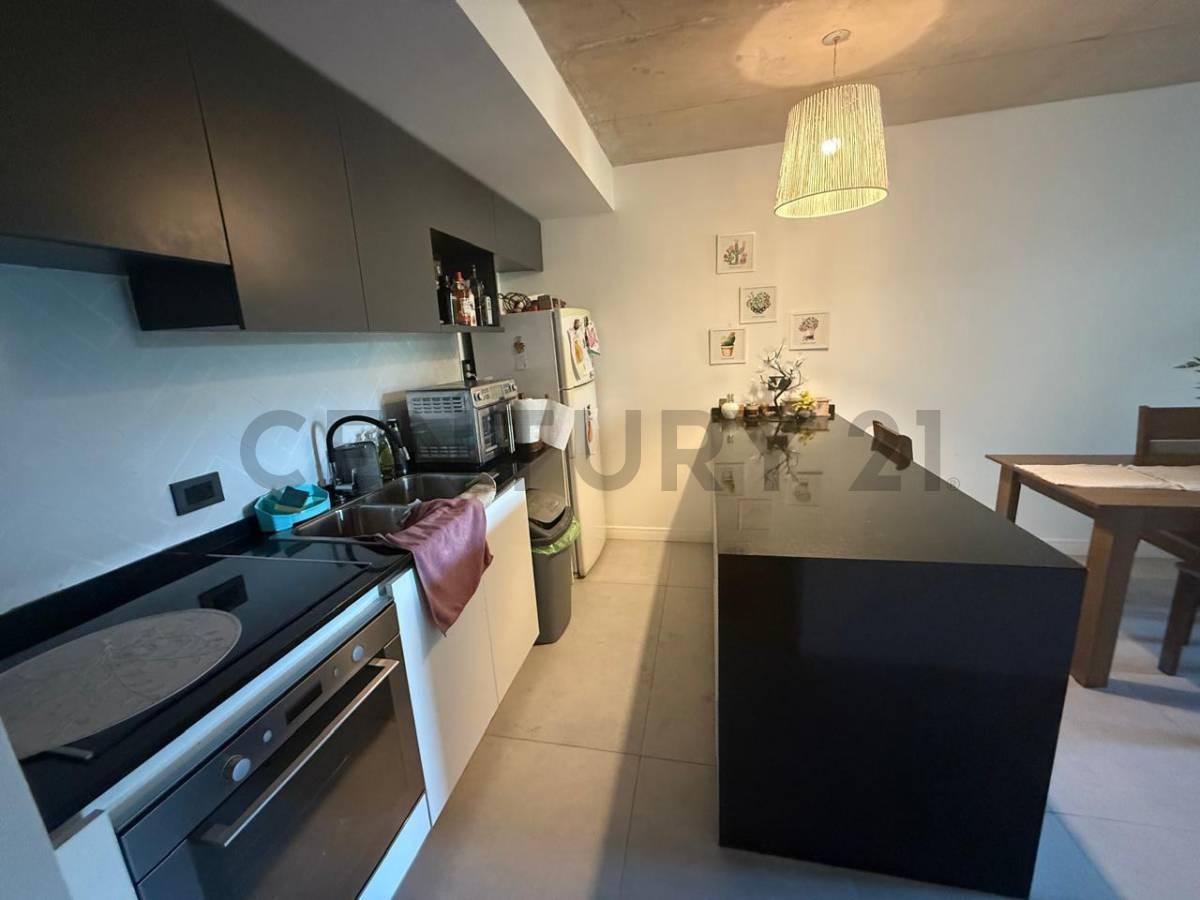 Foto de VENTA DEPARTAMENTO 2 AMBIENTES Y MEDIO, PARQUE LELOIR, imagen 1