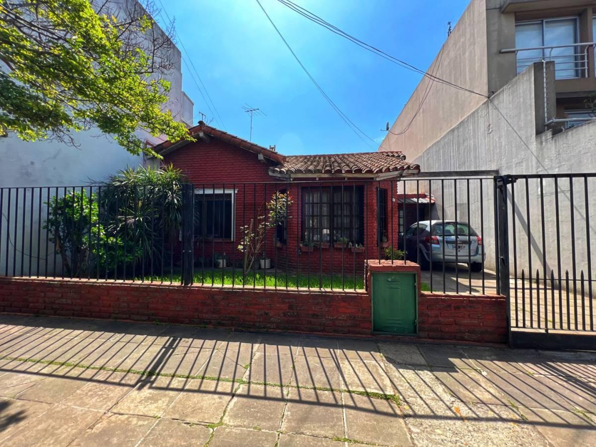 Foto de VENTA DE CASA 4 AMBIENTES EN CASTELAR NORTE, imagen 4