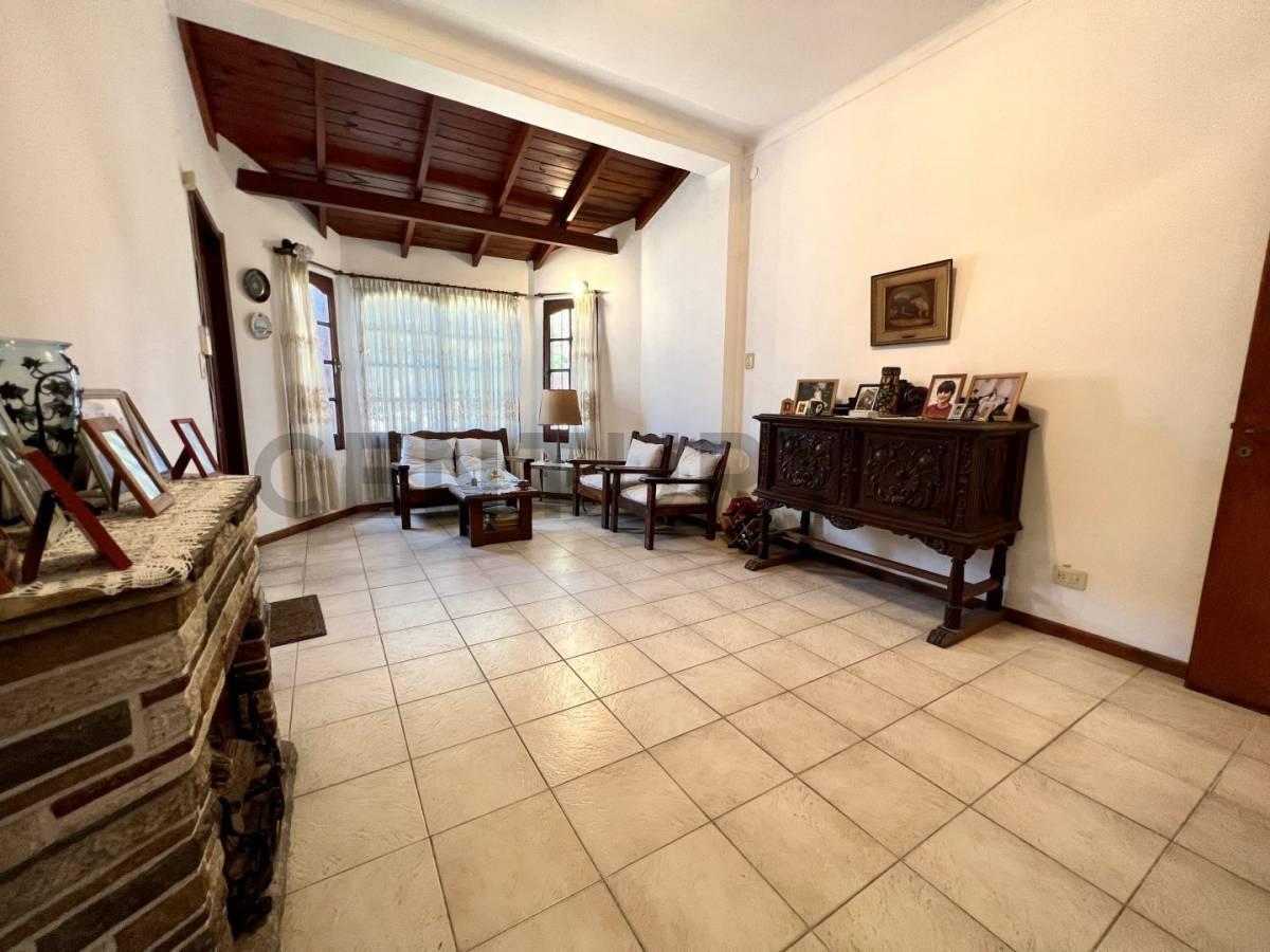 Foto de VENTA DE CASA 4 AMBIENTES EN CASTELAR NORTE, imagen 2