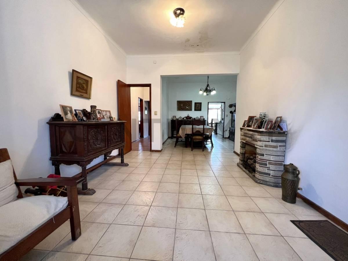 Foto de VENTA DE CASA 4 AMBIENTES EN CASTELAR NORTE, imagen 3