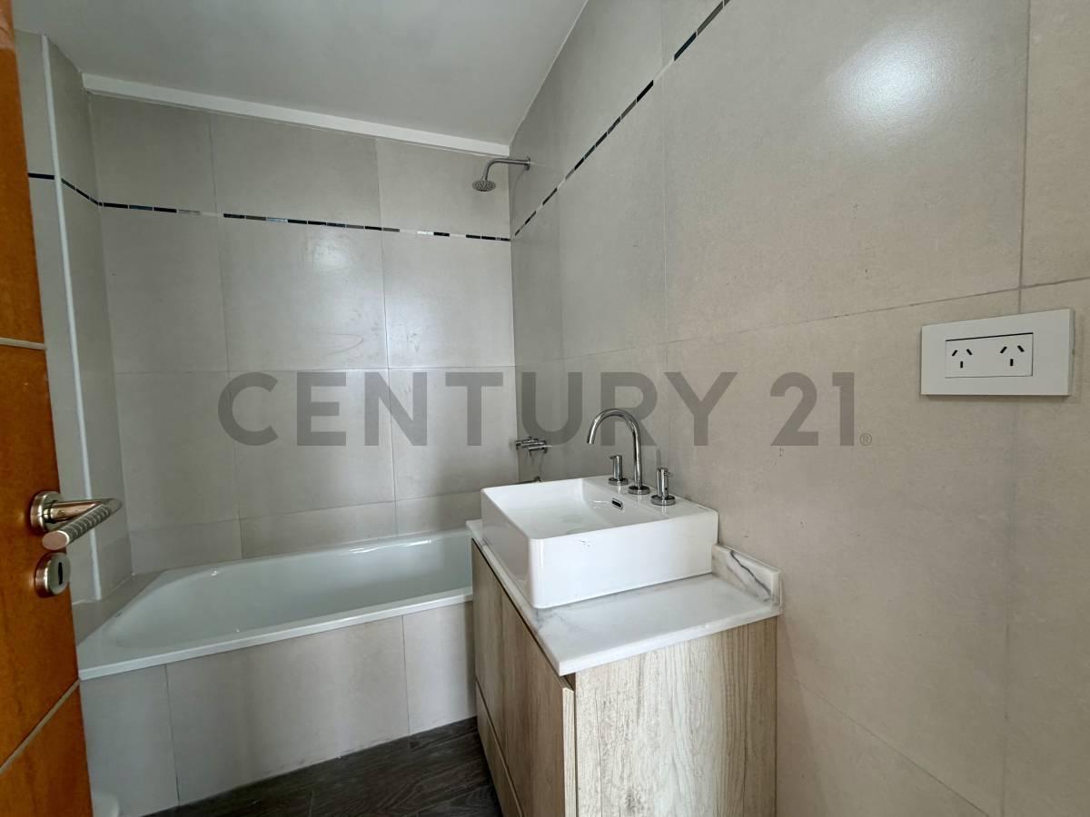Foto de VENTA DEPTO 3 AMB. A ESTRENAR COCHERA, imagen 3