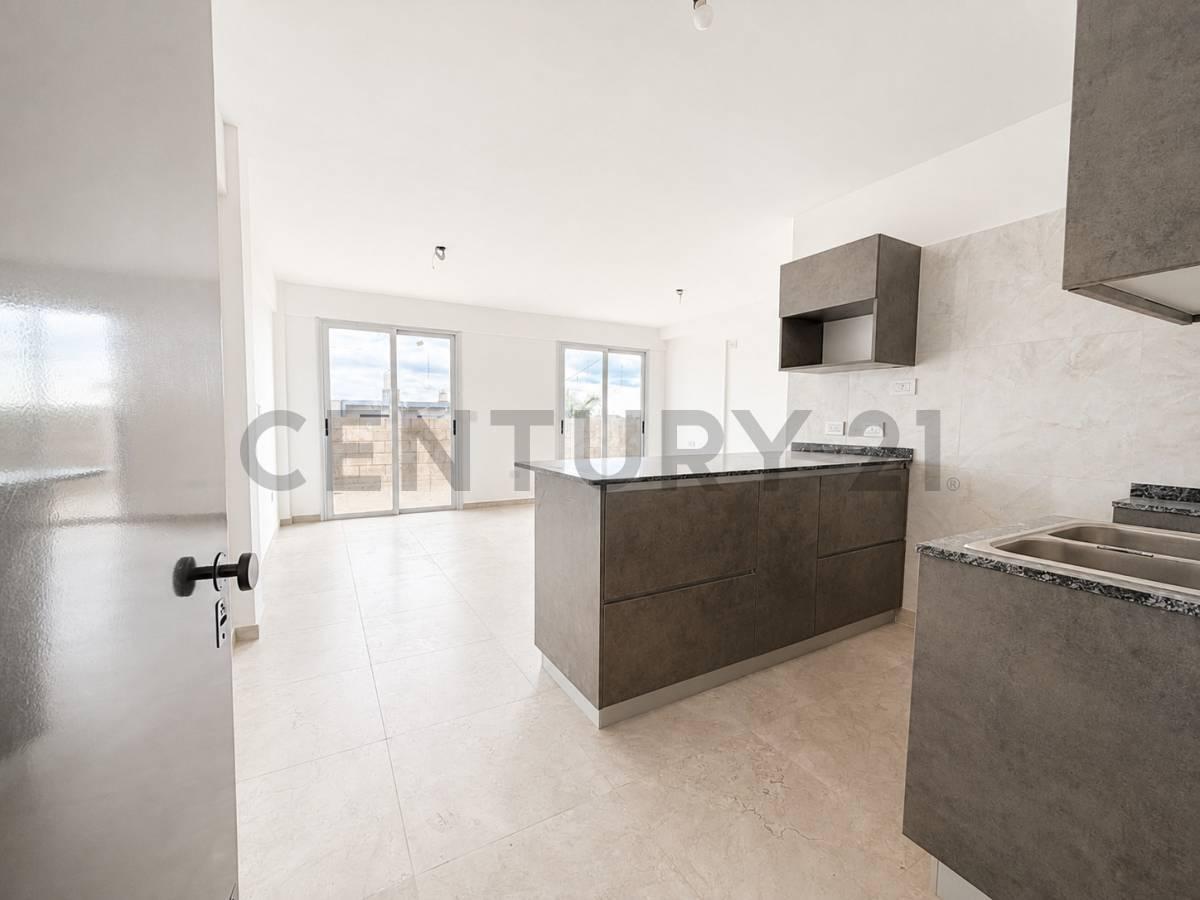 Foto de VENTA DEPTO 3 AMB. A ESTRENAR COCHERA, imagen 2