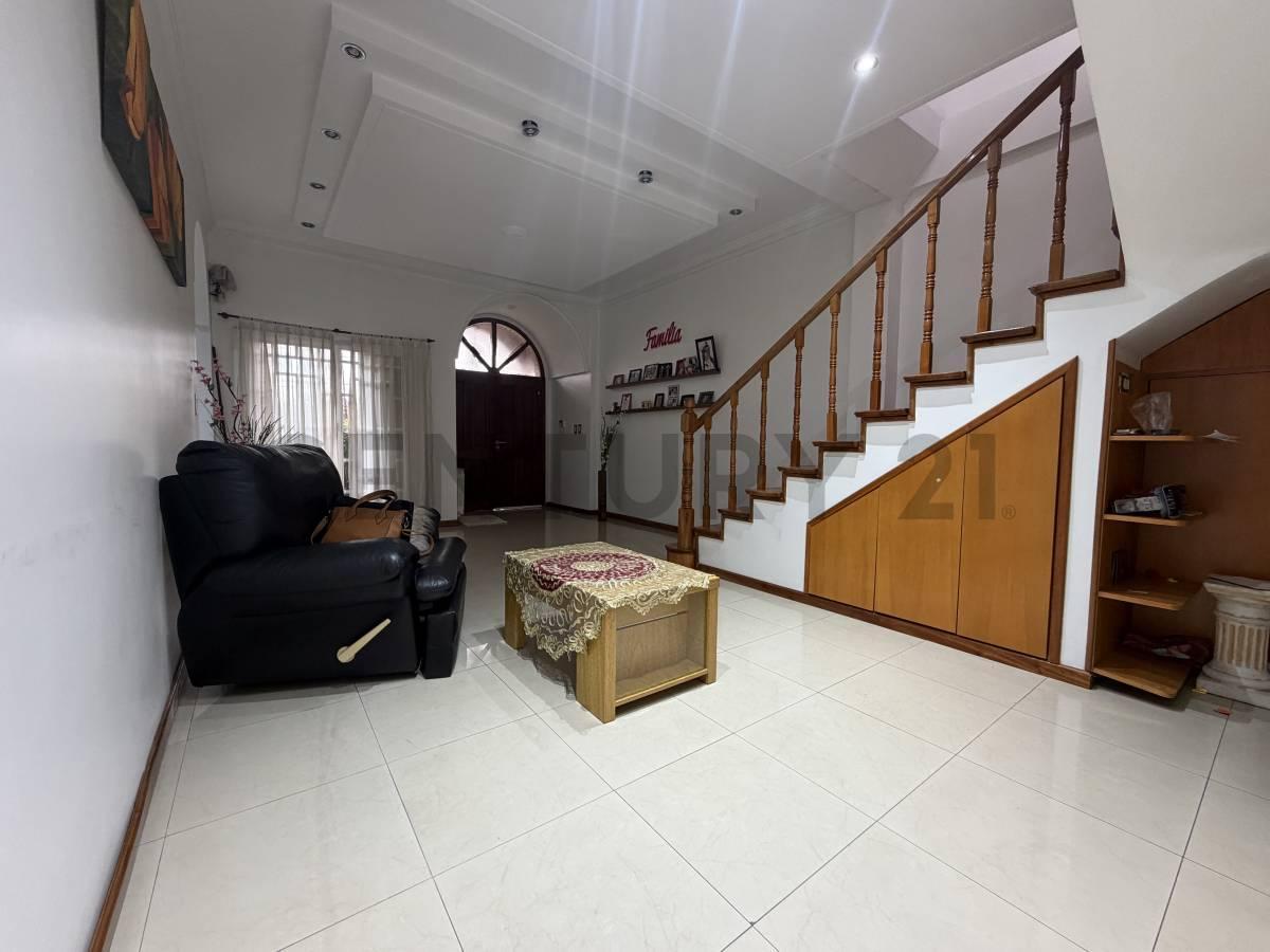 Foto de VENTA CASA 6 AMBIENTES EN ITUZAINGO APTO CRÉDITO, imagen 4
