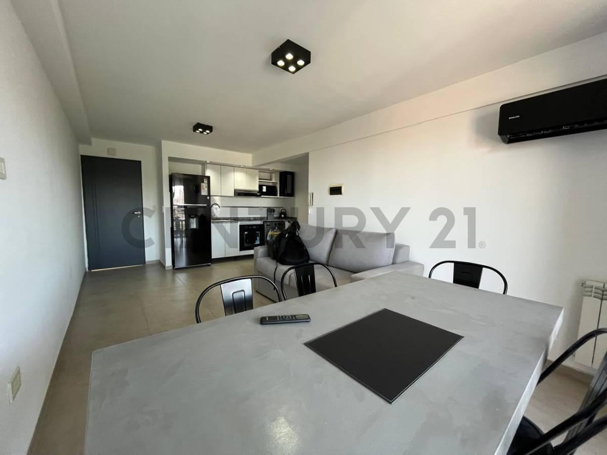 Foto de VENTA DEPTO 2 AMB. CON COCHERA - CASTELAR - MORON | APTO CRÉDITO, imagen 2