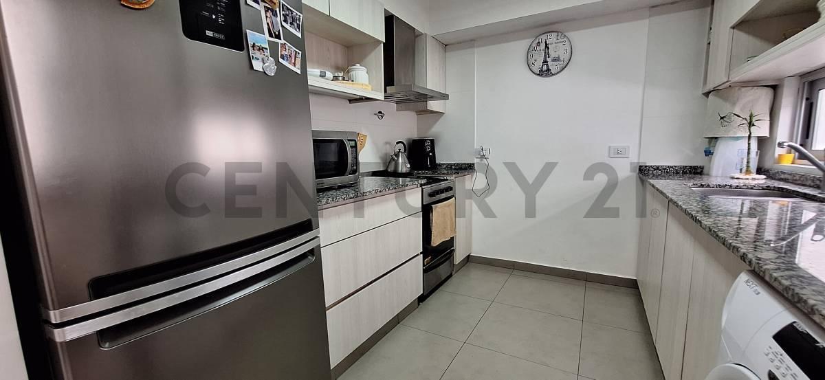 Foto de Venta Casa en complejo con pileta climatizada y jacuzzi – 4 amb, imagen 2