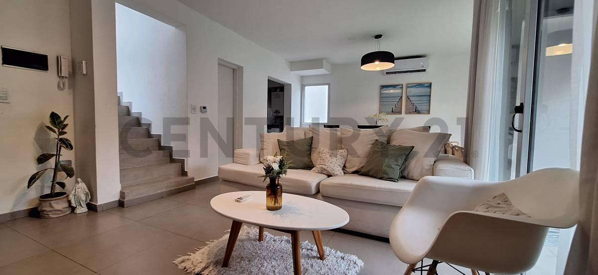 Foto de Venta Casa en complejo con pileta climatizada y jacuzzi – 4 amb, imagen 5