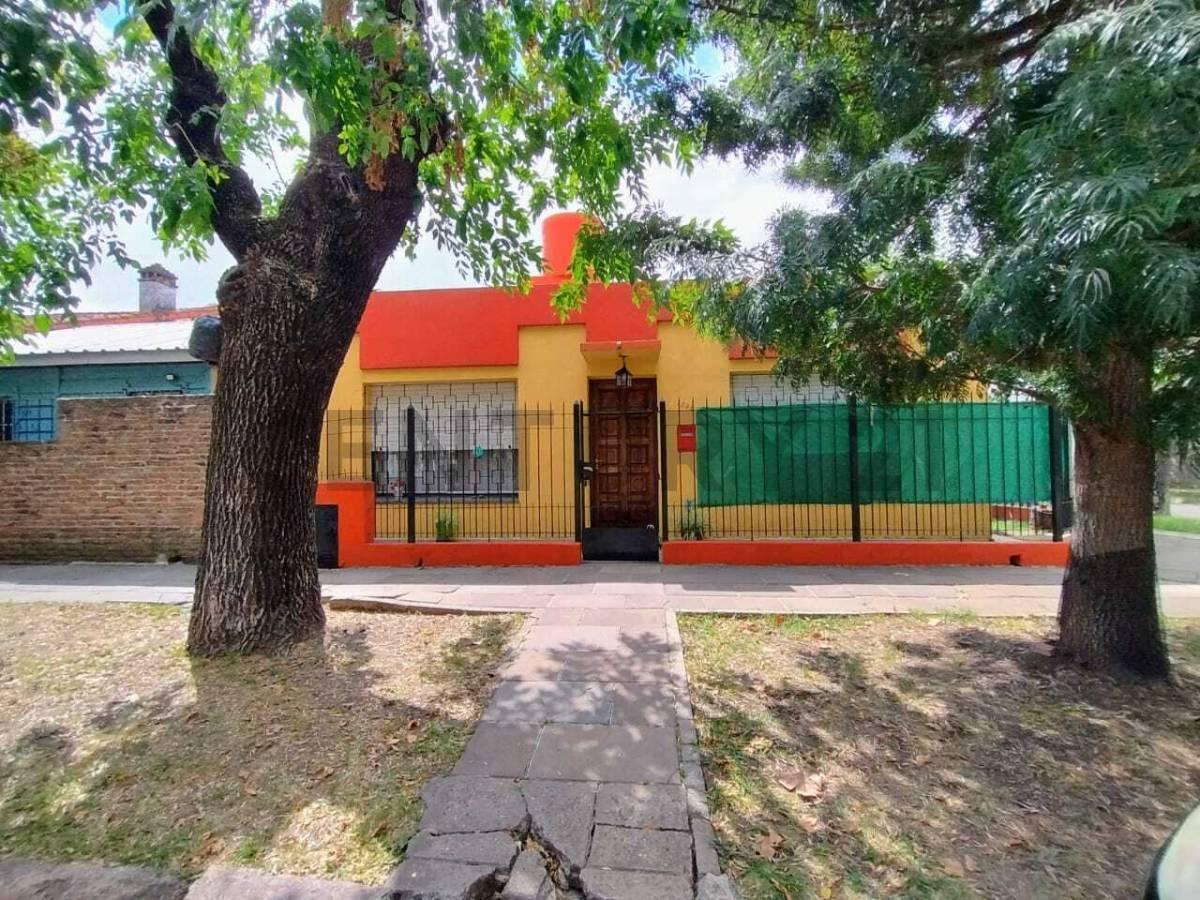 Foto de VENTA CASA multifamiliar SAN ANTONIO DE PADUA -4 AMBIENTES - APTA, imagen 3