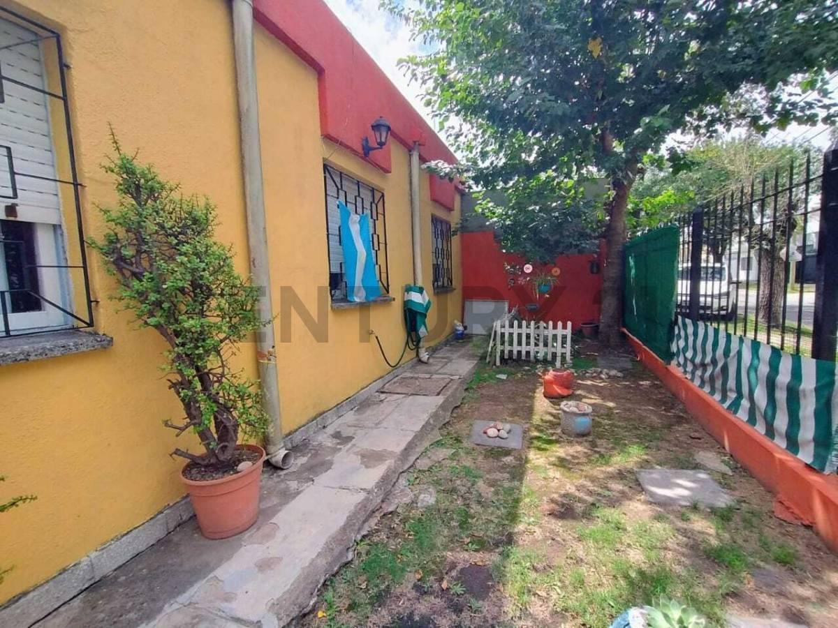Foto de VENTA CASA multifamiliar SAN ANTONIO DE PADUA -4 AMBIENTES - APTA, imagen 4