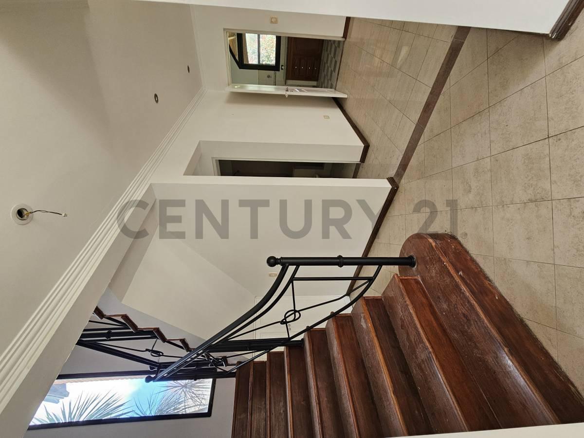 Foto de Casa 5 ambientes, quincho cerrado parque y piscina. Campos de Alvarez, imagen 5