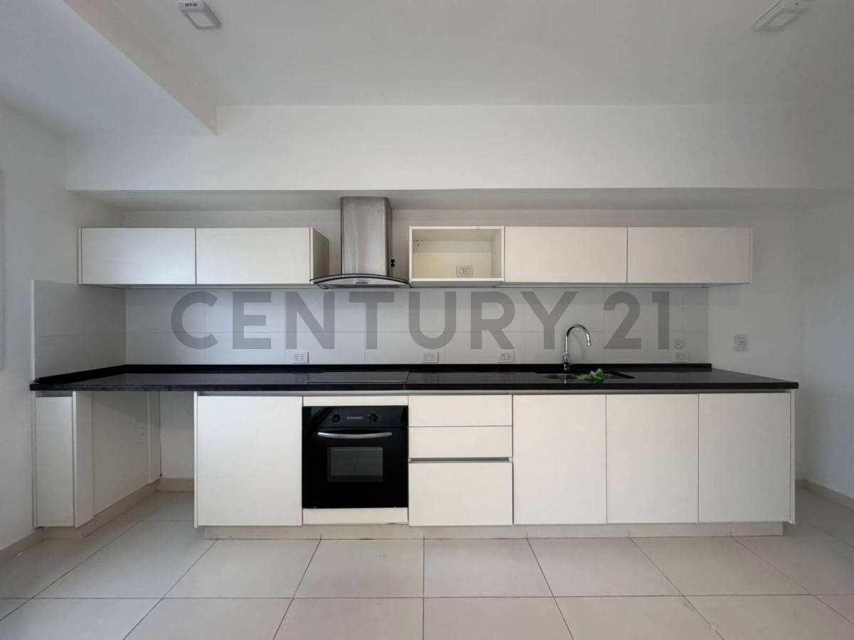 Foto de Alquiler departamento 3 ambientes con cochera y terraza privada, imagen 3
