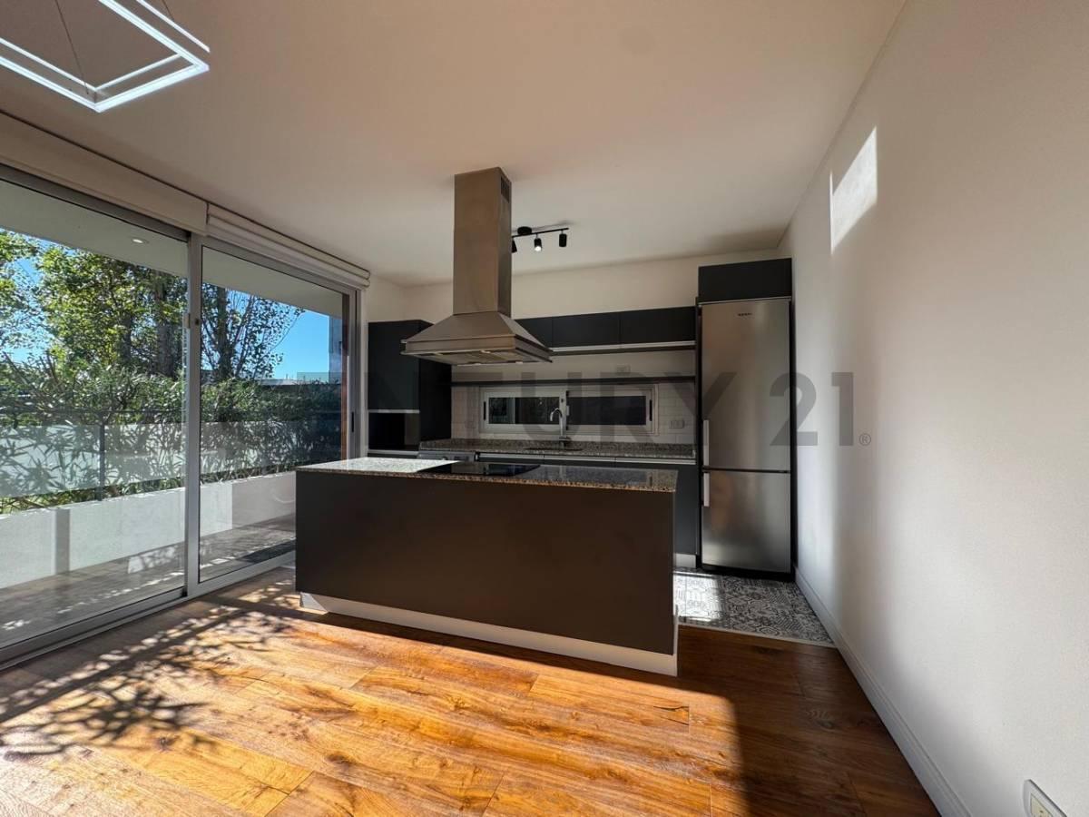 Foto de VENTA DEPTO 3 AMBIENTES EN PB CON PARRILLA Y PILETA CLIMATIZADA, imagen 1