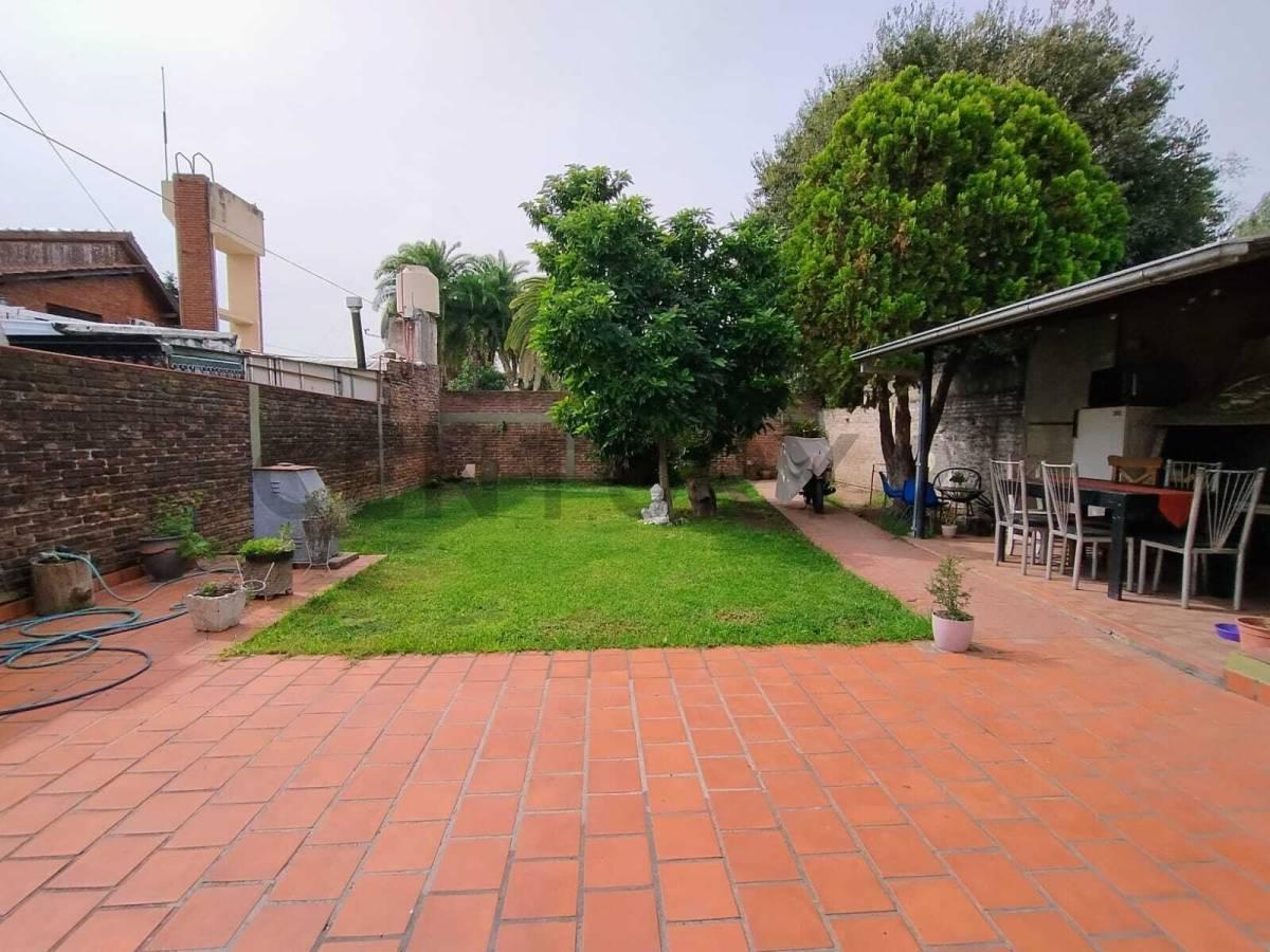 Foto de VENTA CASA ITUZAINGO NORTE CON AMPLIO PARQUE -3 AMBIENTES -APTA CREDITO, imagen 5