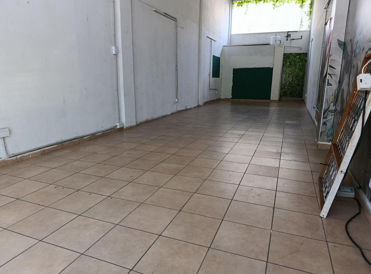 Foto de Local en alquiler en Ituzaingó, imagen 1